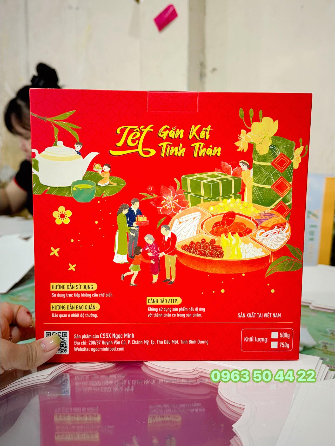 In hộp đựng quà Tết 2025 giá rẻ theo xu hướng